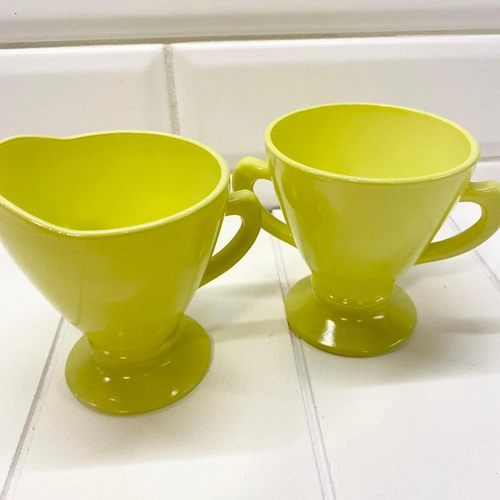 Vintage Hazel Atlas Chartreuse Cream and Sugar Set